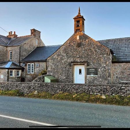 Old School House - Yorkshire Three Peaks Challenge Weathercote ภายนอก รูปภาพ