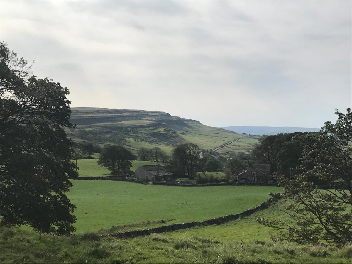 Old School House - Yorkshire Three Peaks Challenge Weathercote ภายนอก รูปภาพ